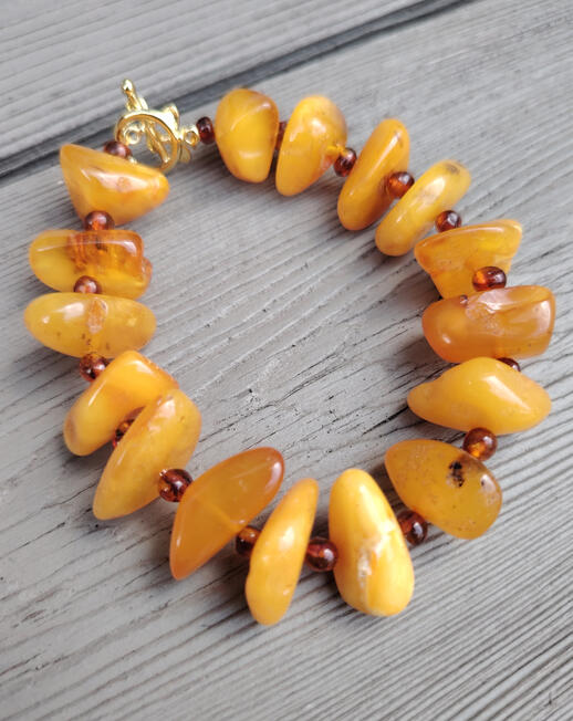 AE0007 ...60 € Bernstein Butterscotch