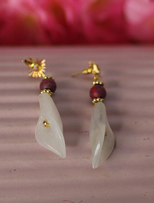 OE0016 ...25 € Sold. Achat weiß, Rote Howlith. Ähnliche vorhanden